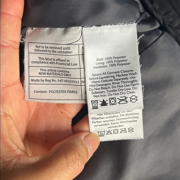 Eddie Bauer Quilted Jacket - Black | Size L| Lightweight & Functional - Picture 8 of 8